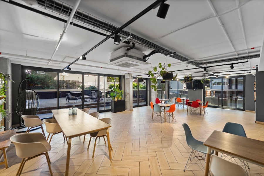 2 Bedroom Property for Sale in Sea Point Western Cape